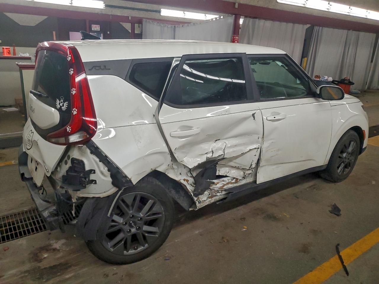 2022 KIA SOUL EX photo 7