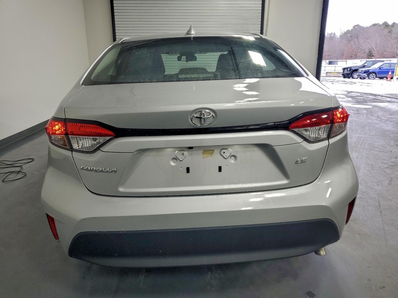 2025 TOYOTA COROLLA LE photo 11