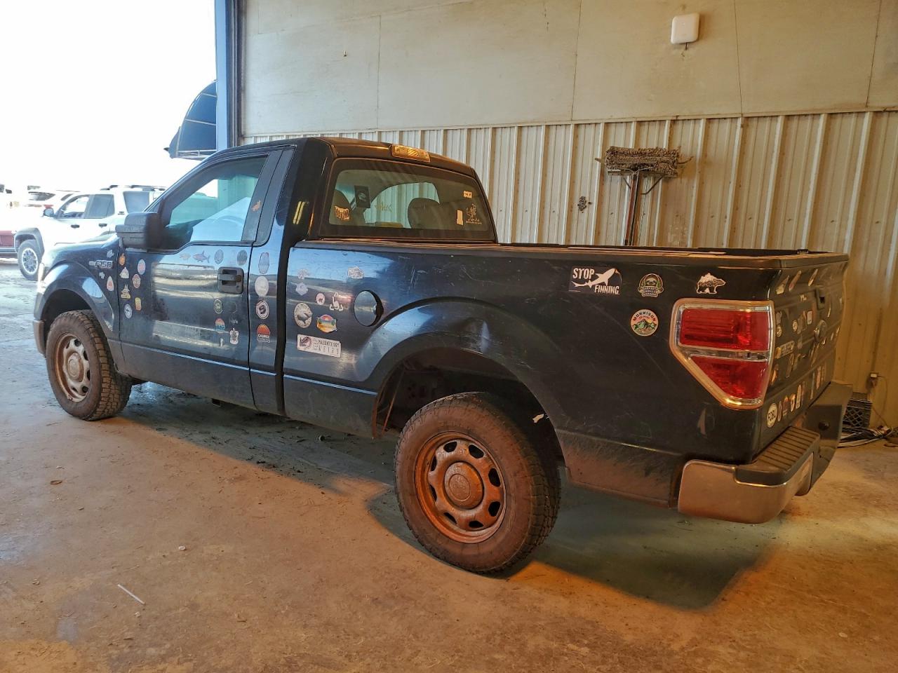 2010 FORD F150 photo 2