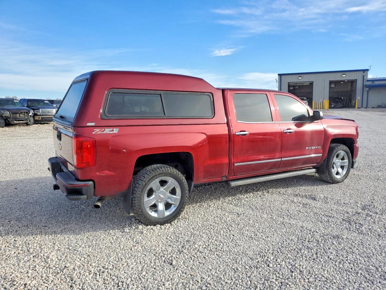 2017 CHEVROLET SILVERADO K1500 LTZ photo 3
