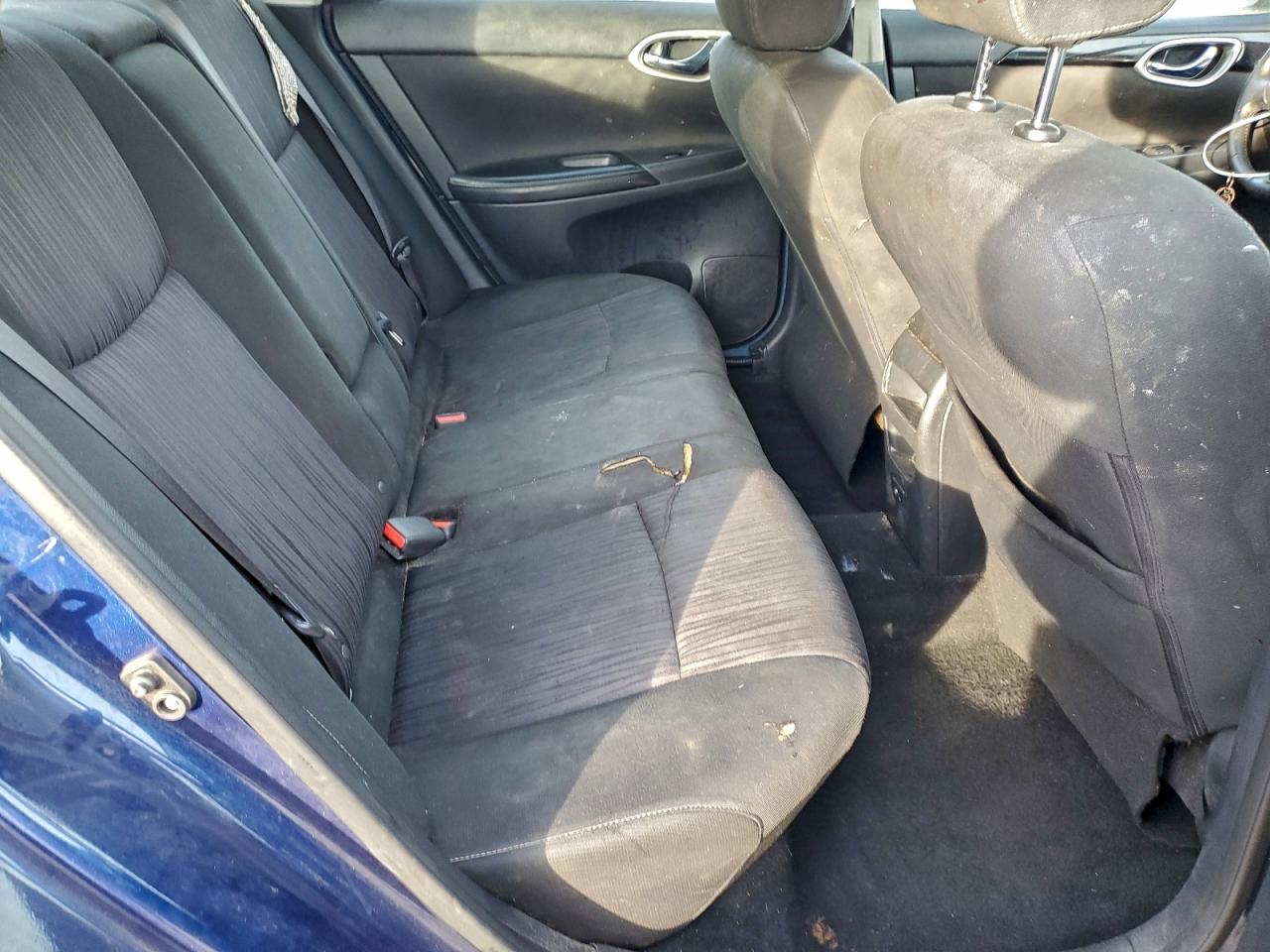 2019 NISSAN SENTRA S photo 10