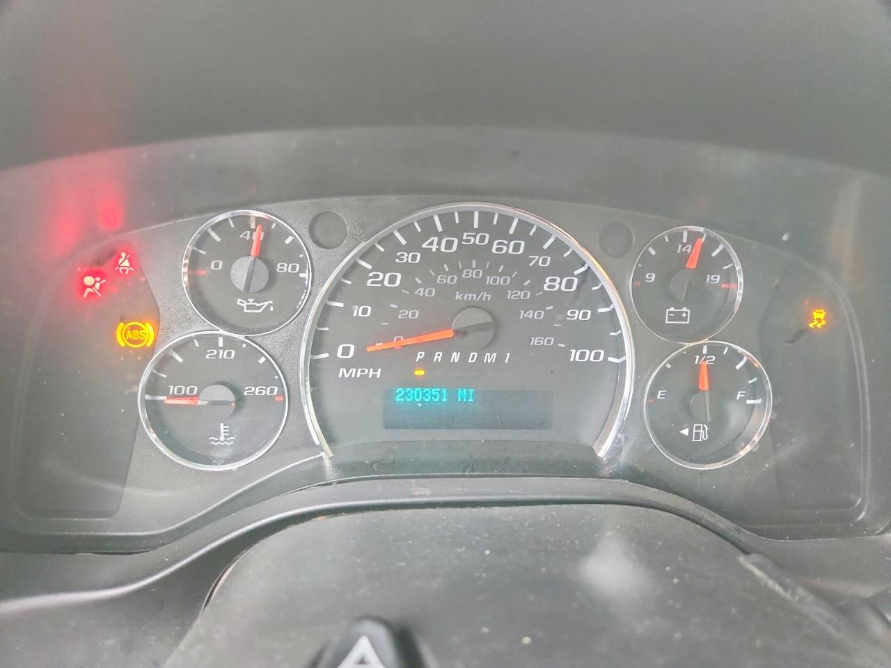 2017 CHEVROLET EXPRESS G3500 photo 9