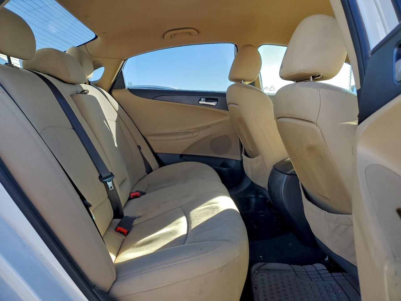 2013 HYUNDAI SONATA GLS photo 10