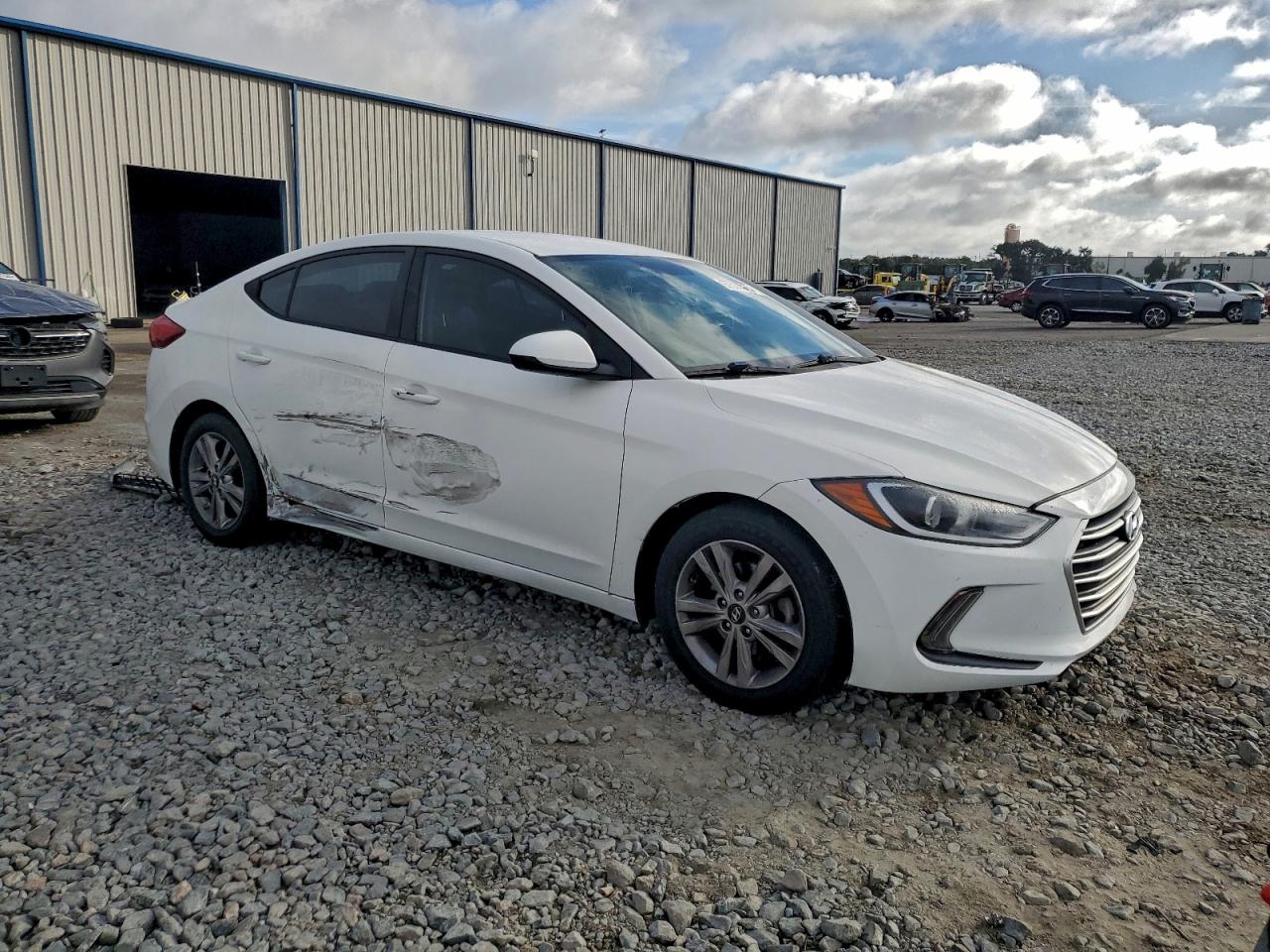 2017 HYUNDAI ELANTRA SE photo 7