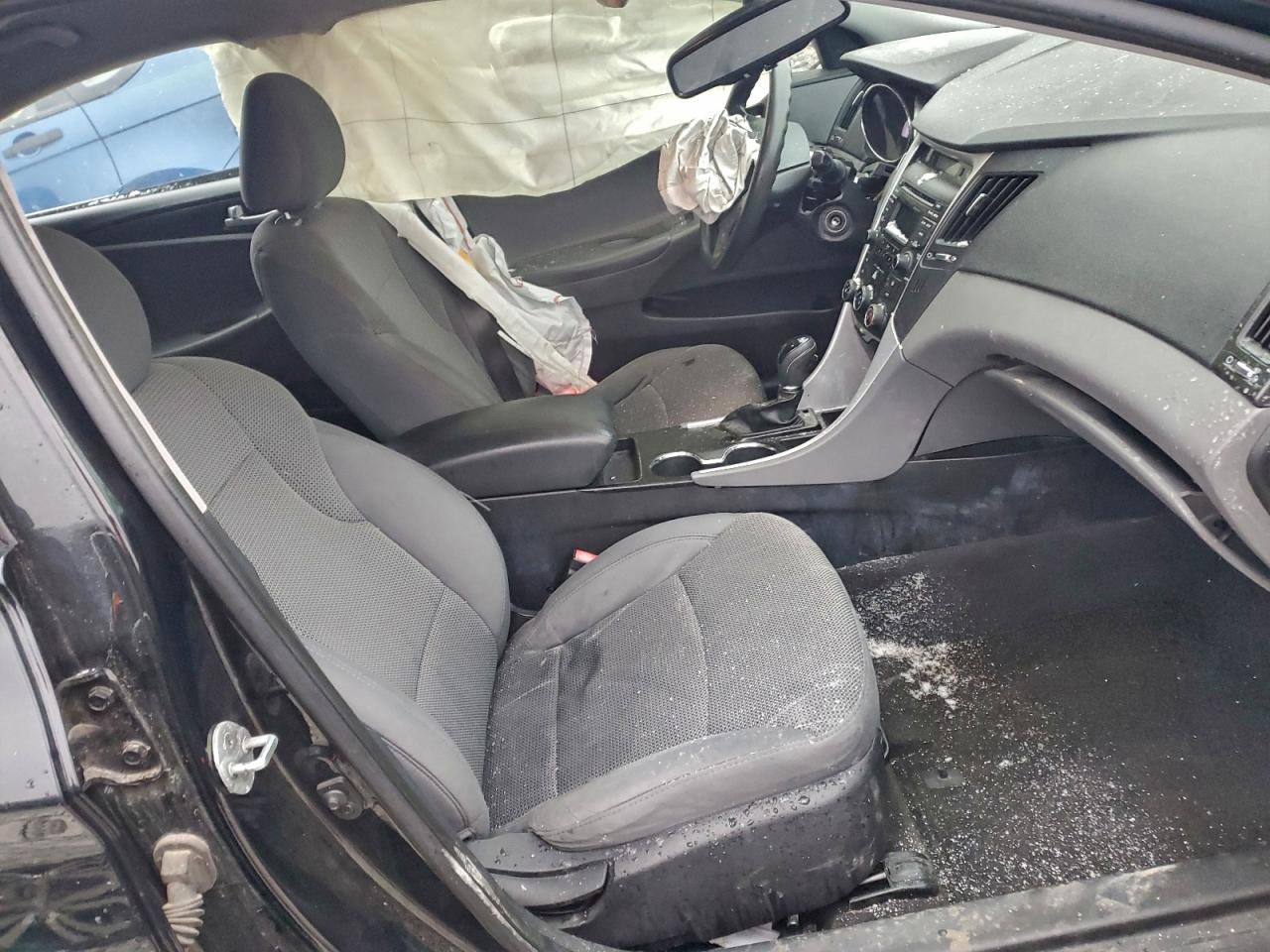 2014 HYUNDAI SONATA GLS photo 19