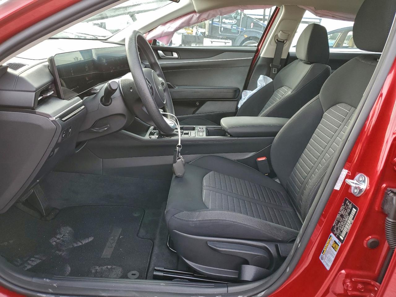 2025 KIA K5 LXS photo 13