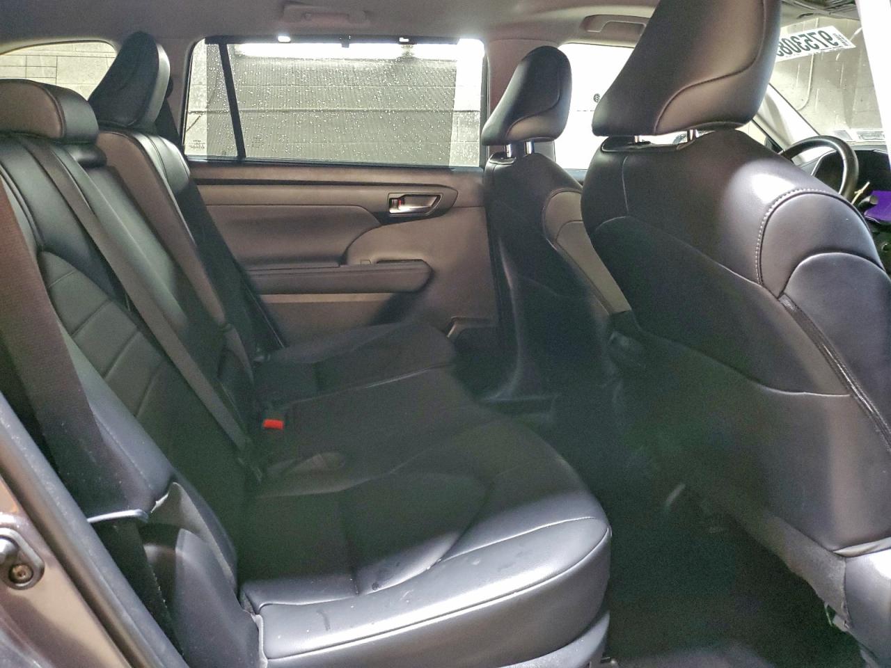 2023 TOYOTA HIGHLANDER L photo 21