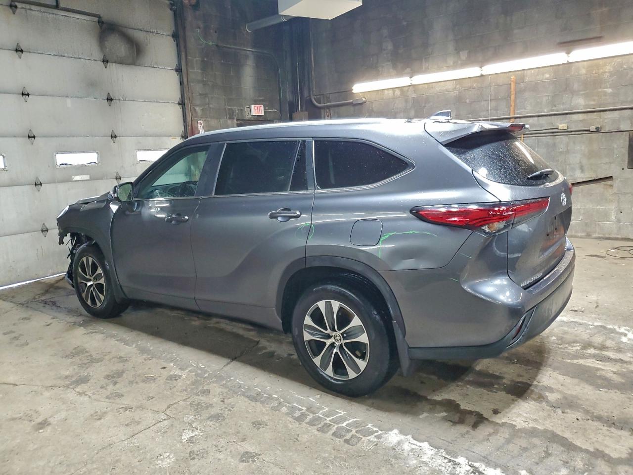 2023 TOYOTA HIGHLANDER L photo 3