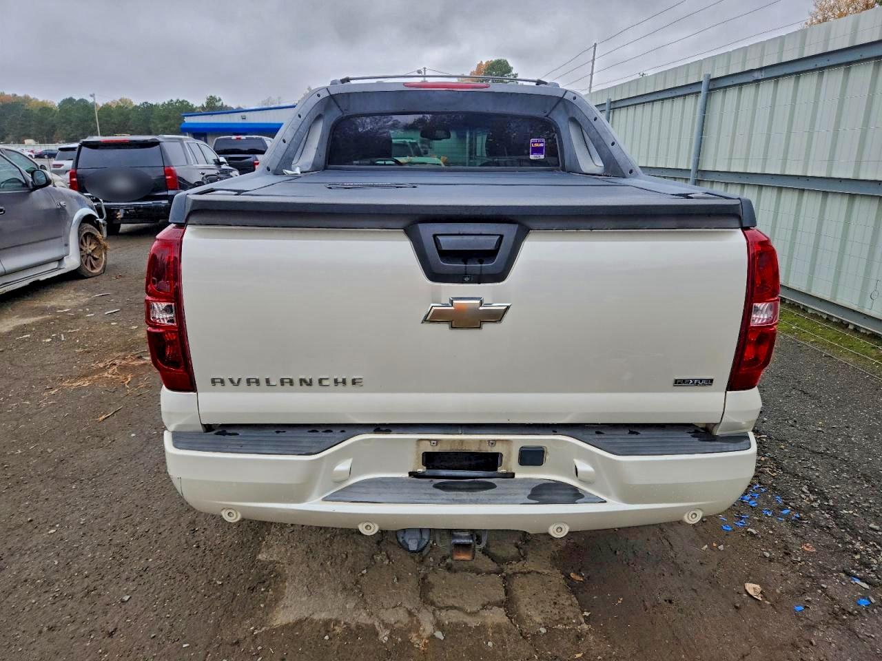2008 CHEVROLET AVALANCHE C1500 photo 16