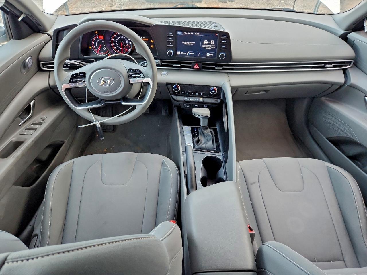 2022 HYUNDAI ELANTRA SEL photo 15