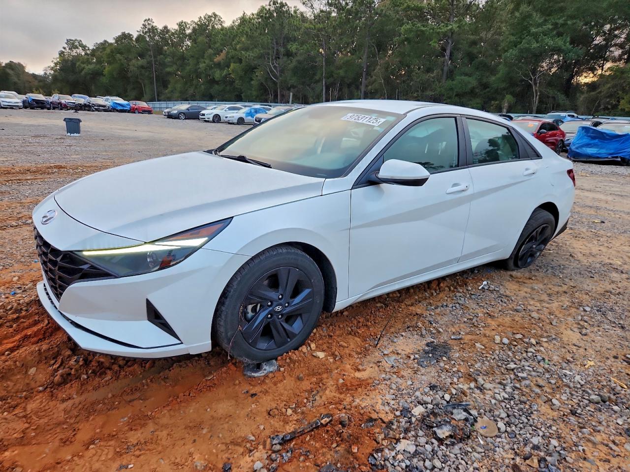 2022 HYUNDAI ELANTRA
