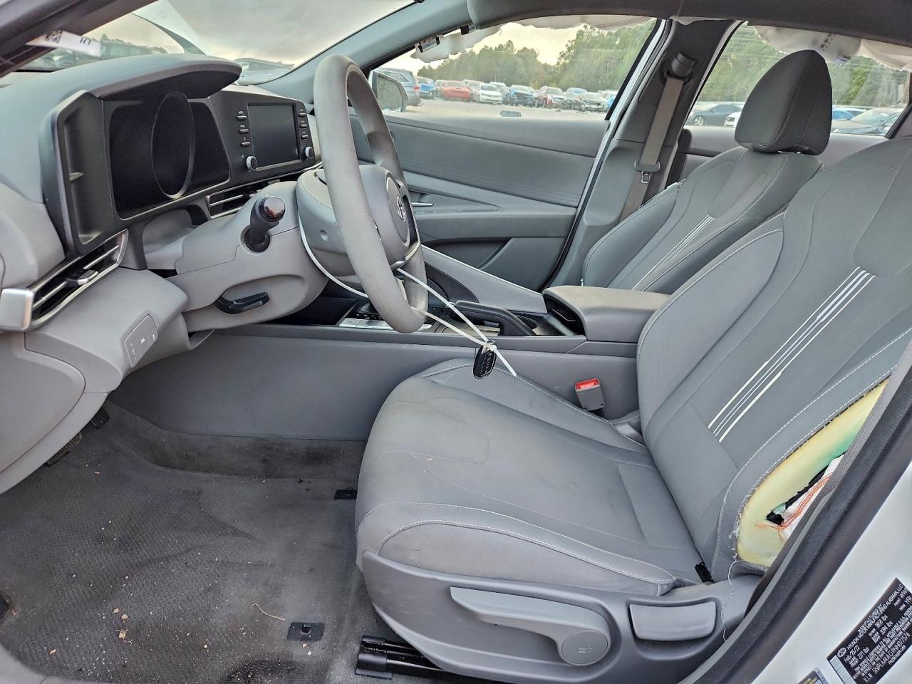 2022 HYUNDAI ELANTRA SEL photo 13