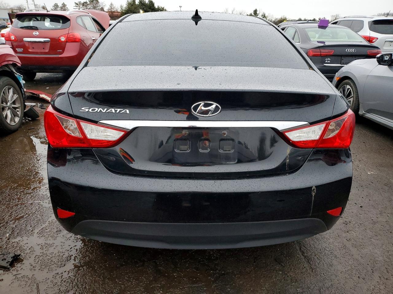 2014 HYUNDAI SONATA GLS photo 12