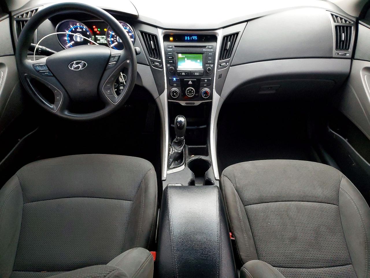 2014 HYUNDAI SONATA GLS photo 16