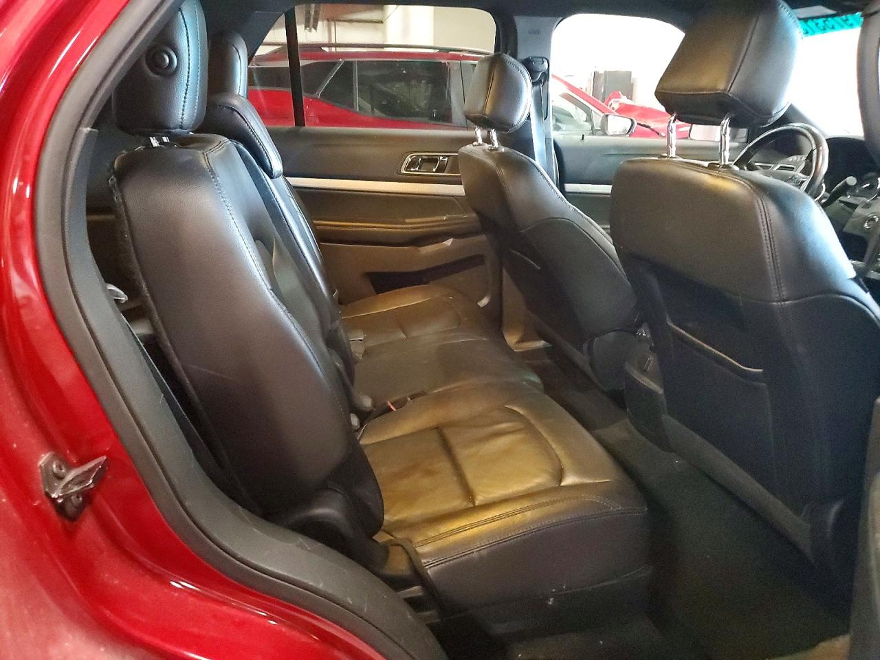 2016 FORD EXPLORER XLT photo 11