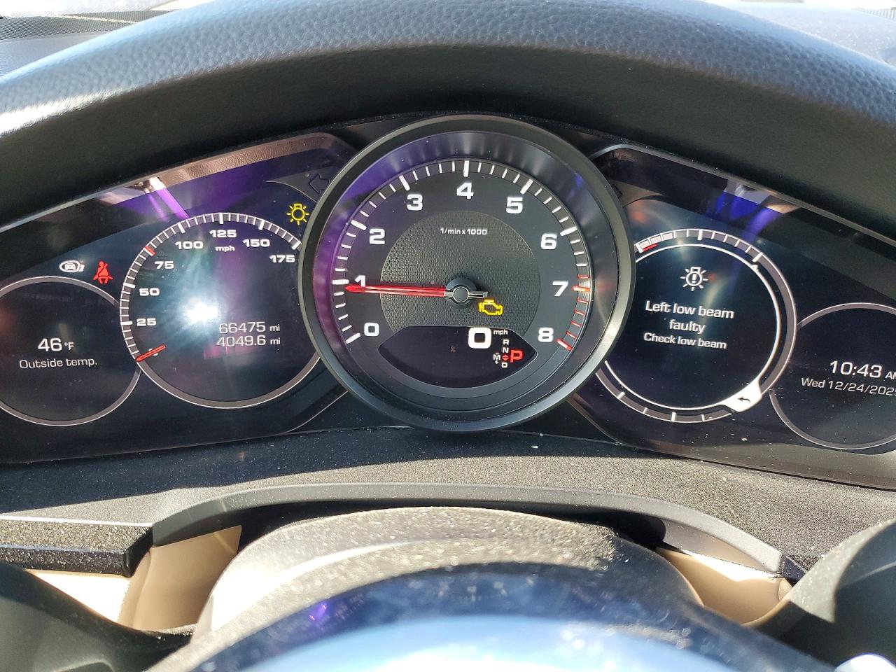 2019 PORSCHE CAYENNE photo 9