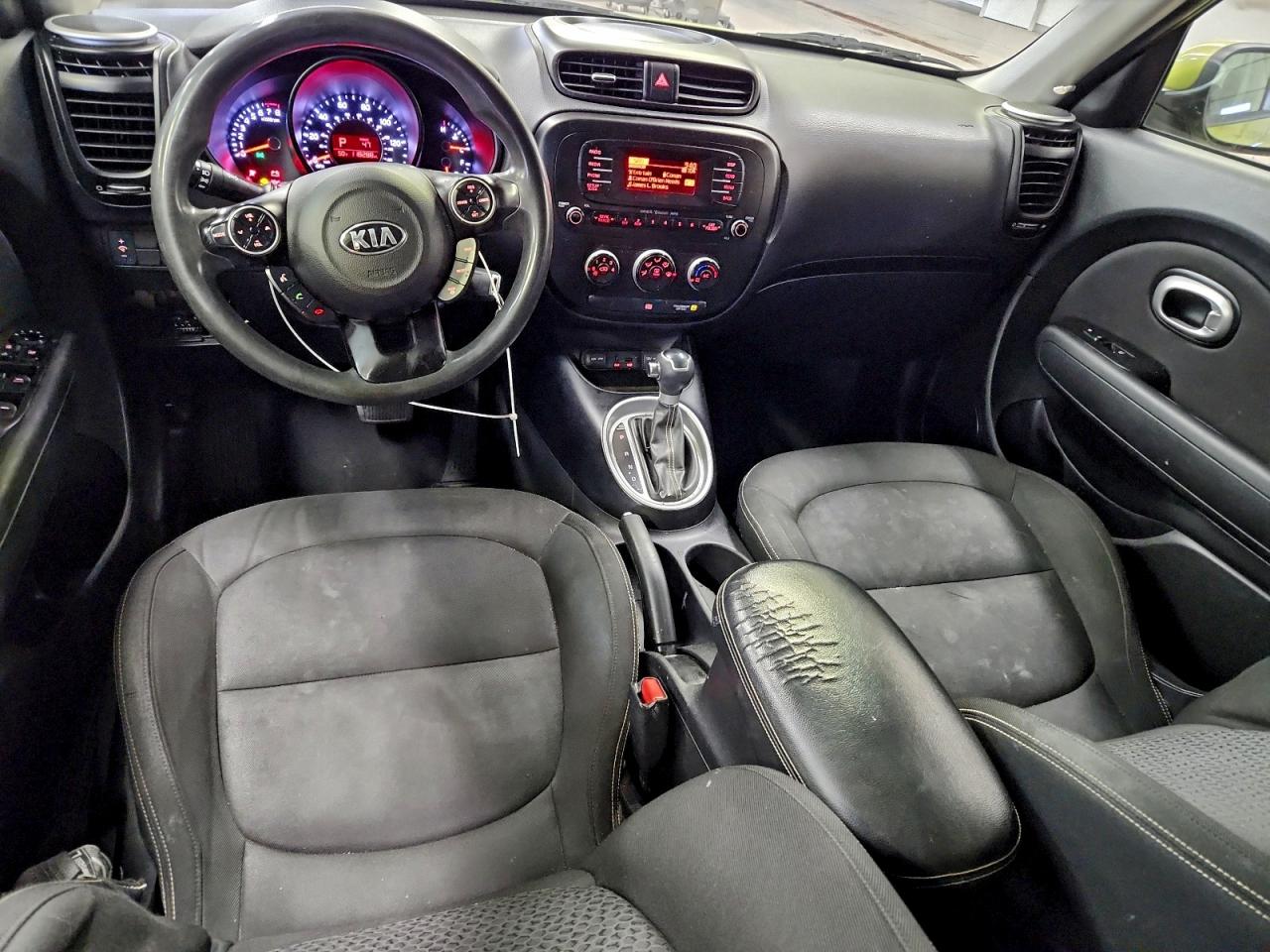 2015 KIA SOUL + photo 15
