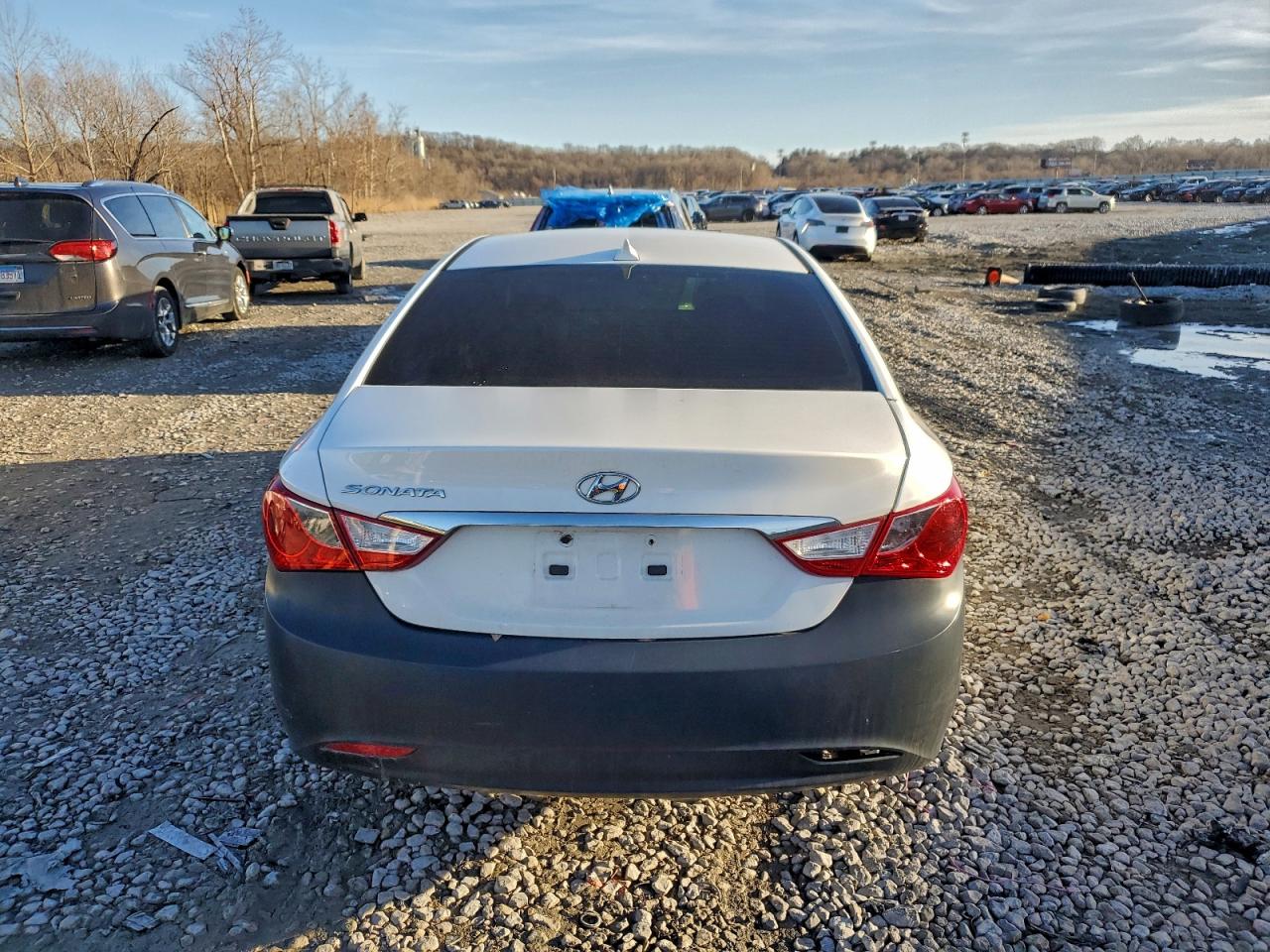 2013 HYUNDAI SONATA GLS photo 6