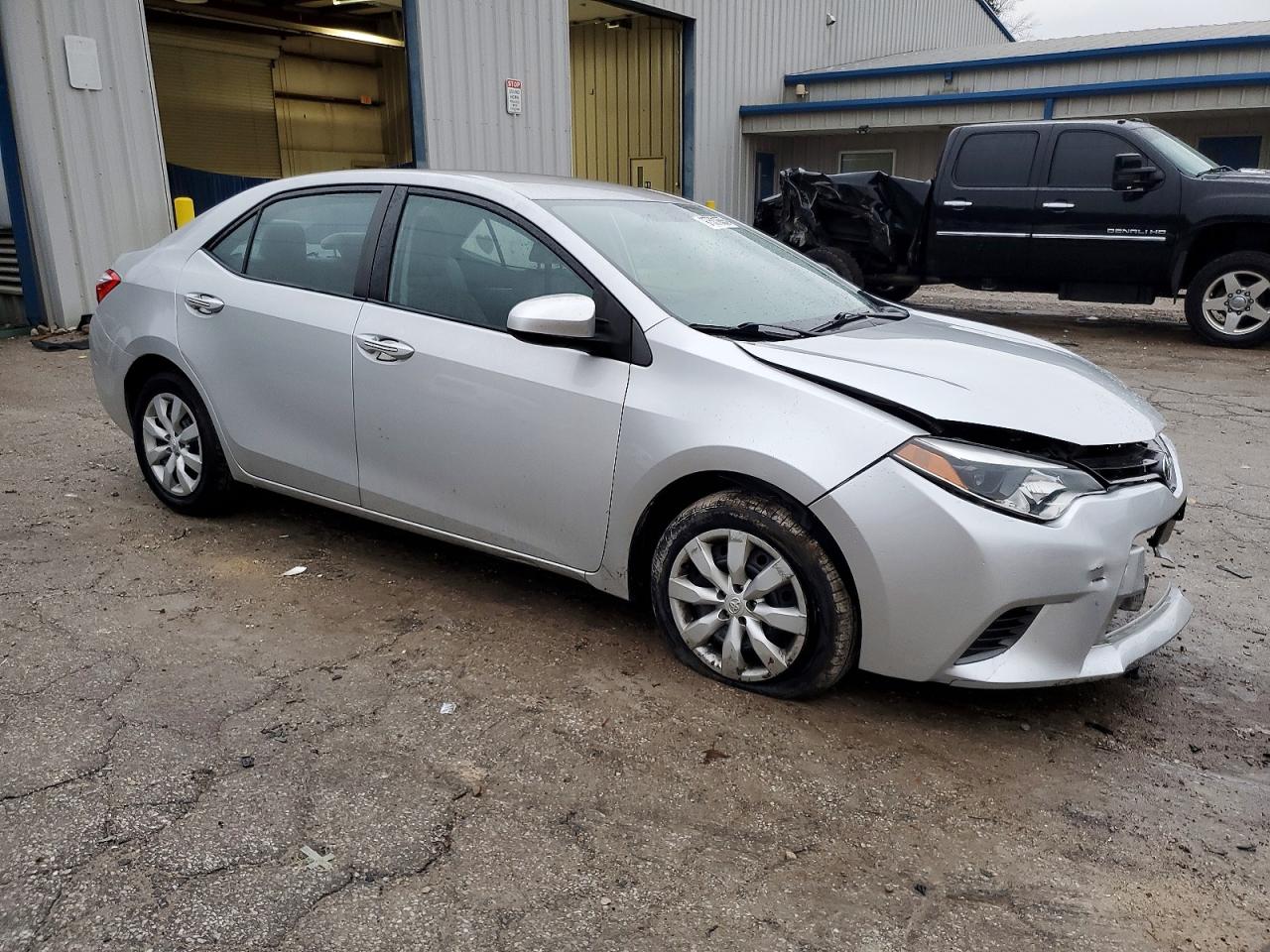 2016 TOYOTA COROLLA L photo 4
