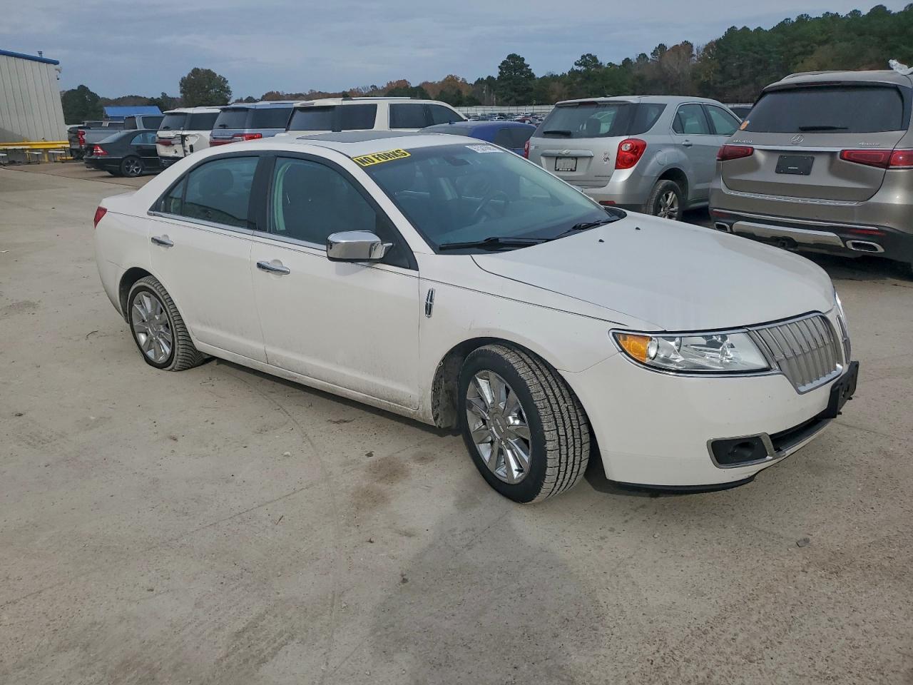 2012 LINCOLN MKZ photo 4