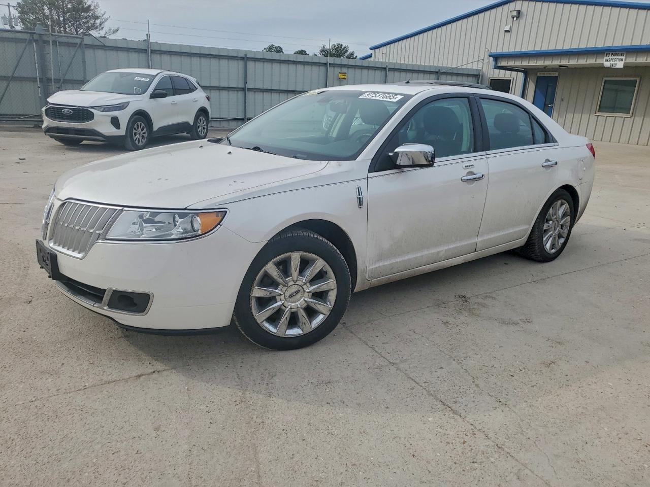 2012 LINCOLN MKZ