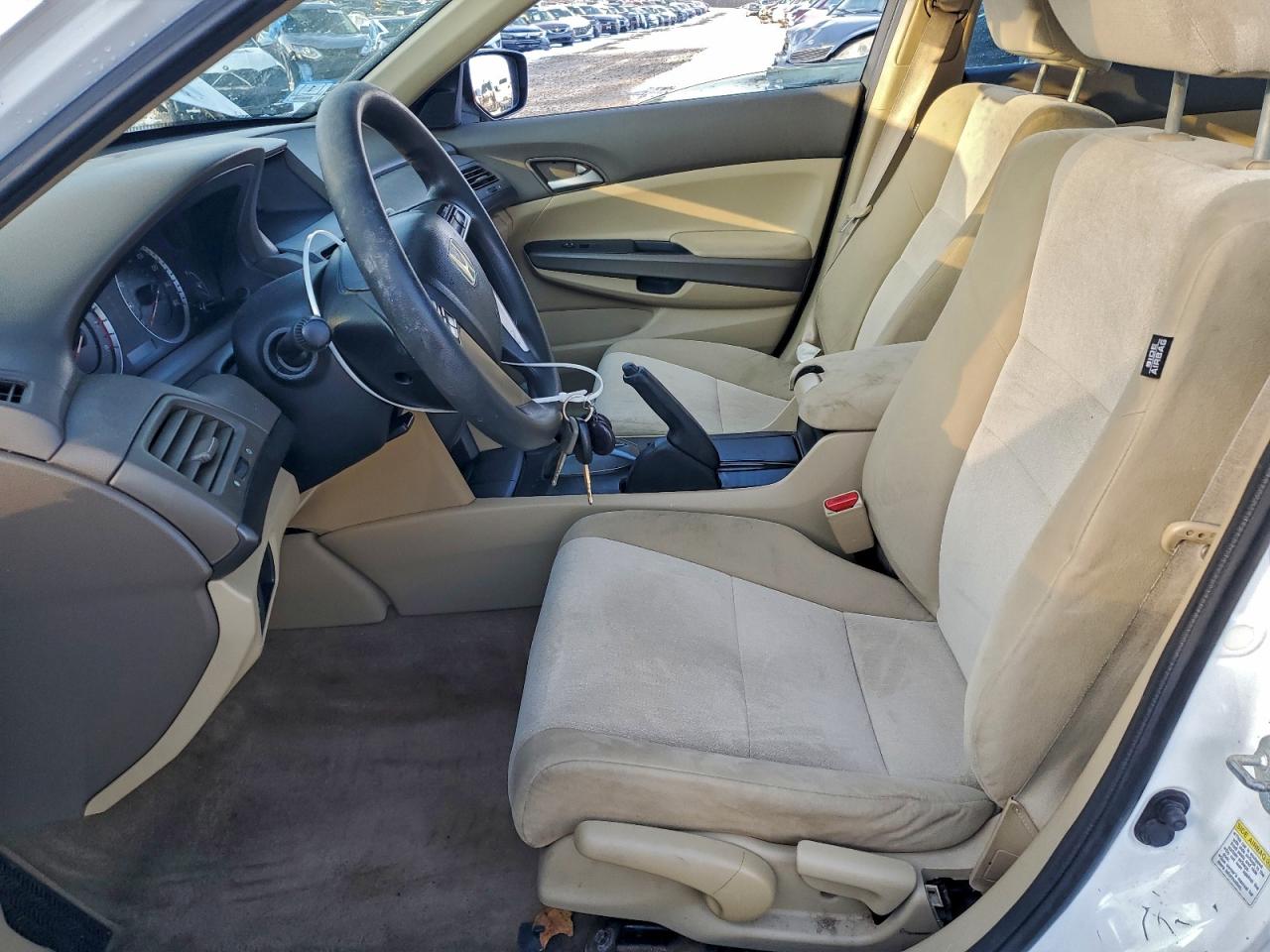2010 HONDA ACCORD LX photo 7