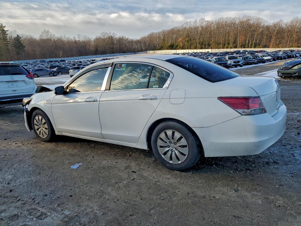 2010 HONDA ACCORD LX photo 2