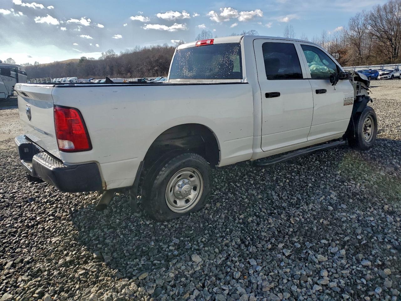 2016 RAM 2500 ST photo 3
