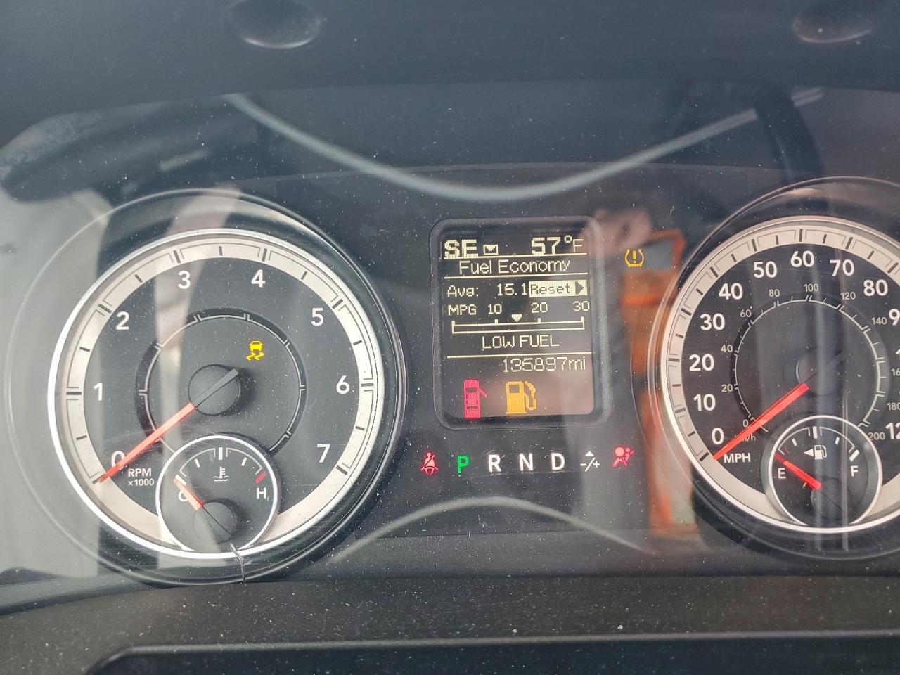 2016 RAM 2500 ST photo 9