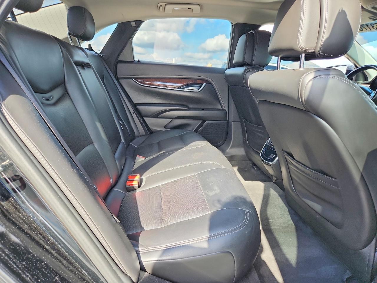 2013 CADILLAC XTS LUXURY COLLECTION photo 10