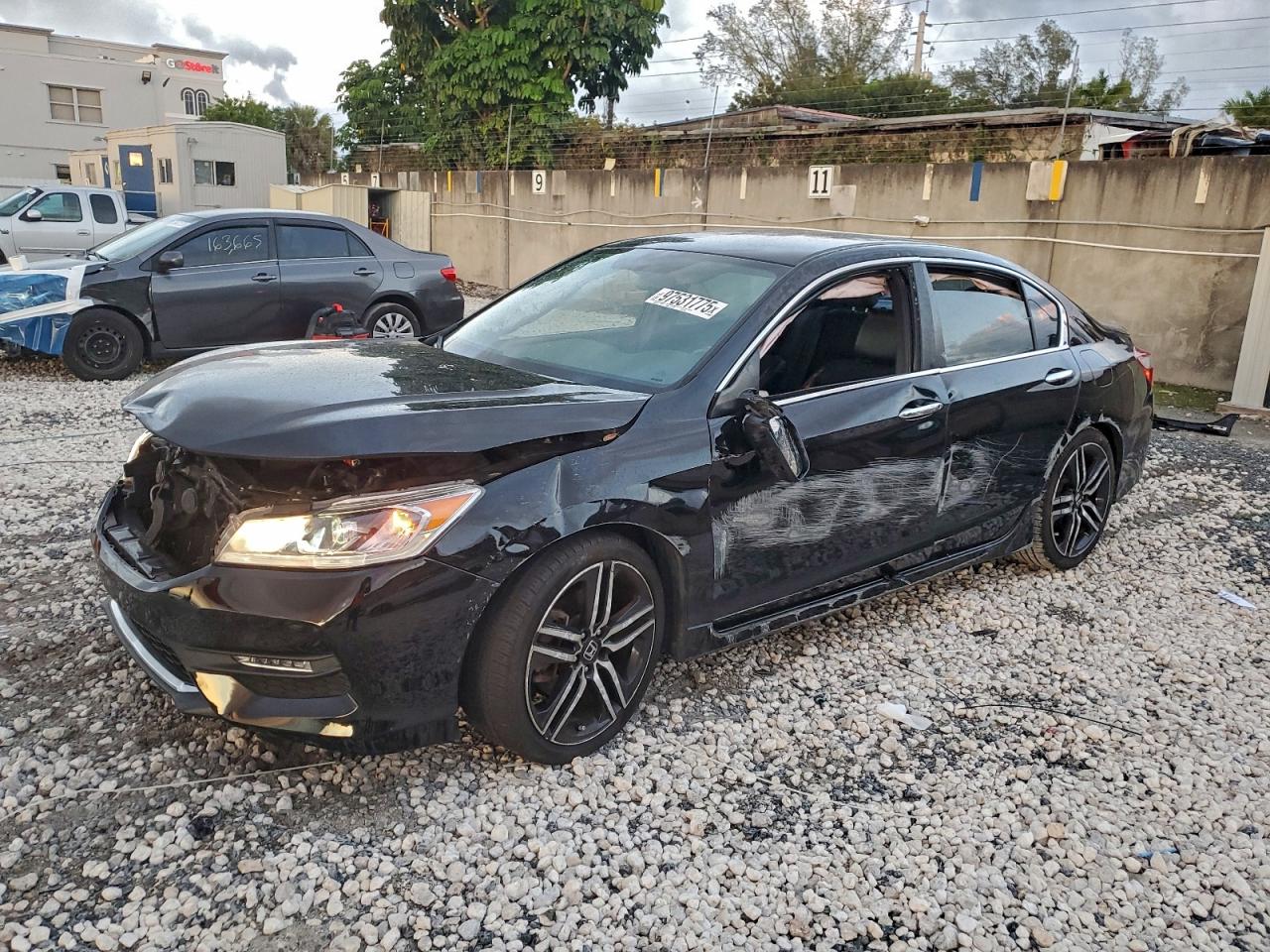 2016 HONDA ACCORD