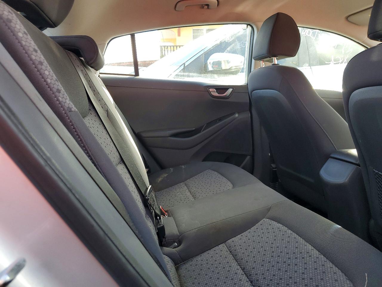 2018 HYUNDAI IONIQ BLUE photo 10