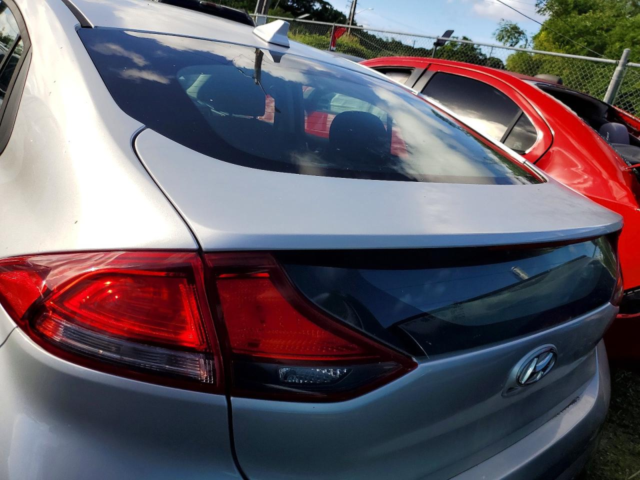 2018 HYUNDAI IONIQ BLUE photo 6