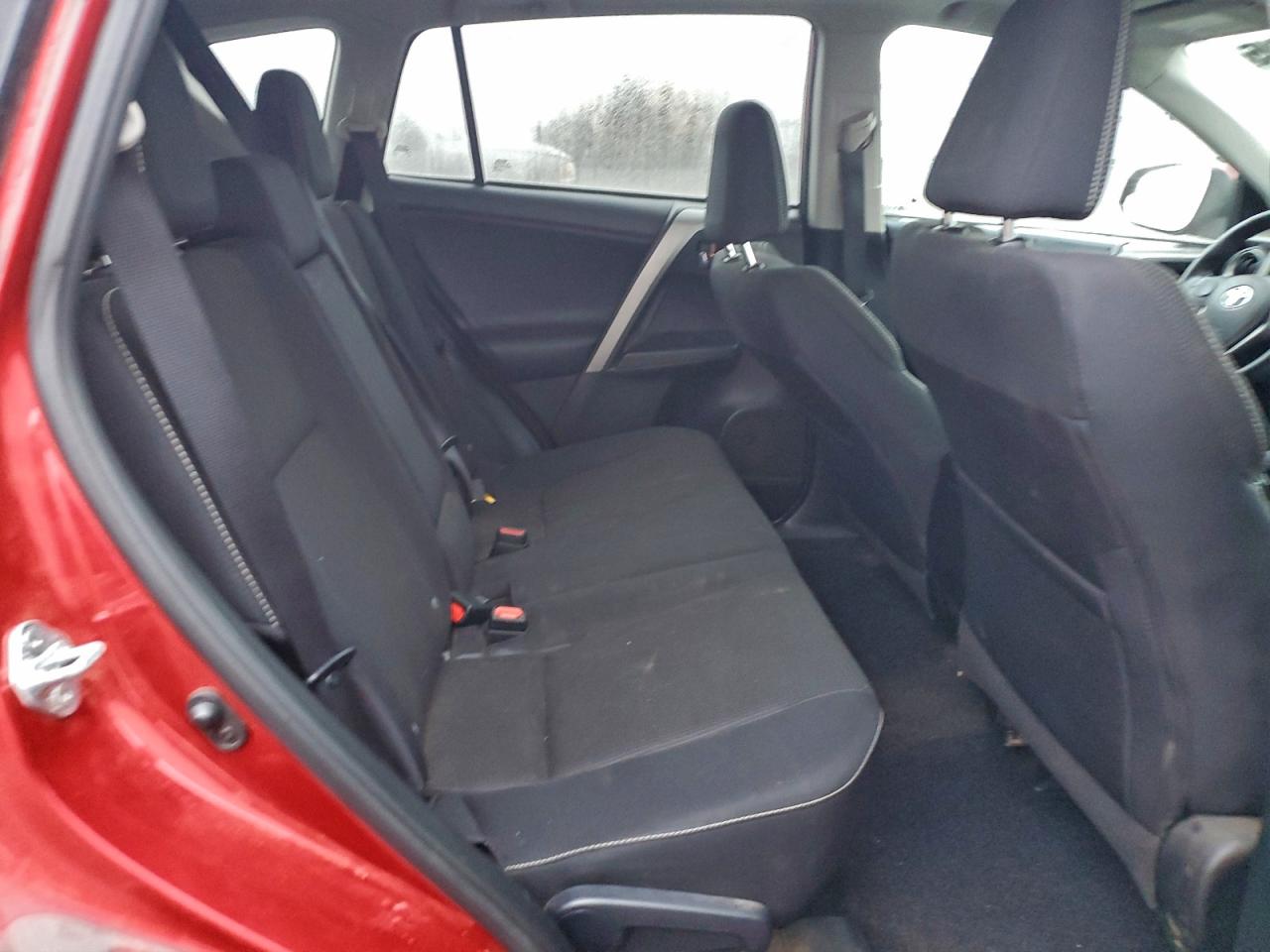 2016 TOYOTA RAV4 XLE photo 11