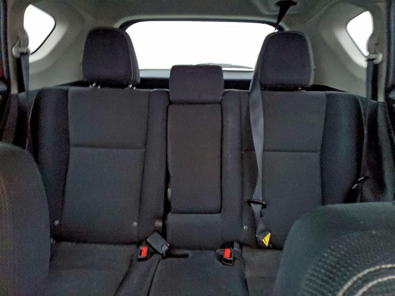 2016 TOYOTA RAV4 XLE photo 10