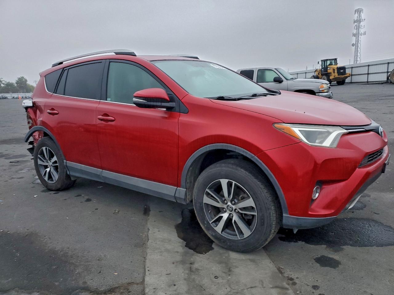 2016 TOYOTA RAV4 XLE photo 4