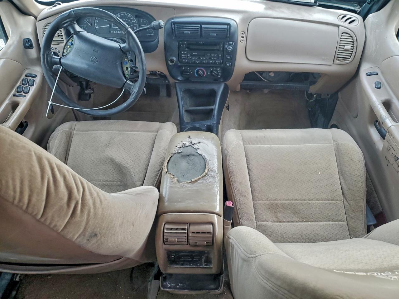 2001 MERCURY MOUNTAINEER photo 8