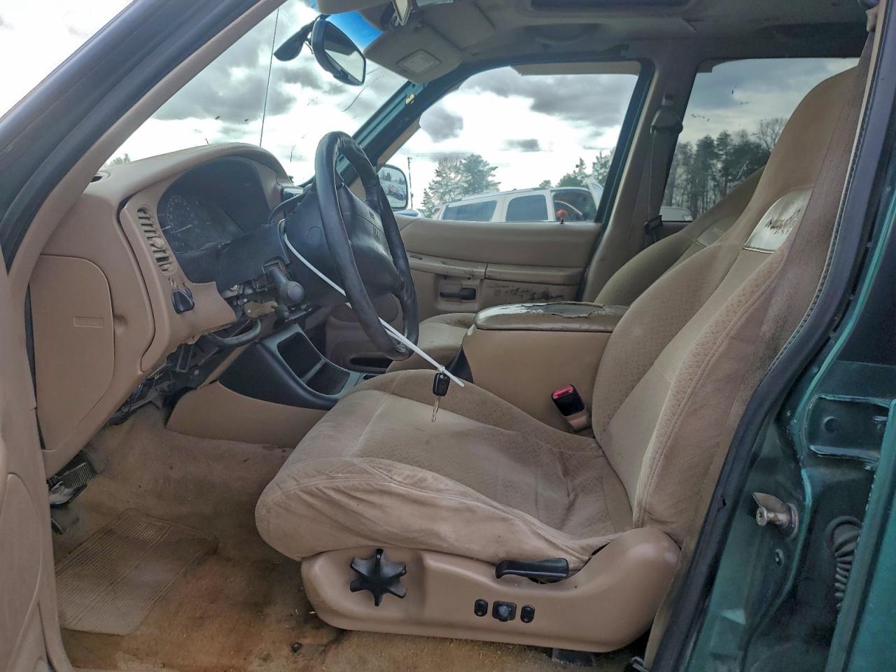2001 MERCURY MOUNTAINEER photo 7