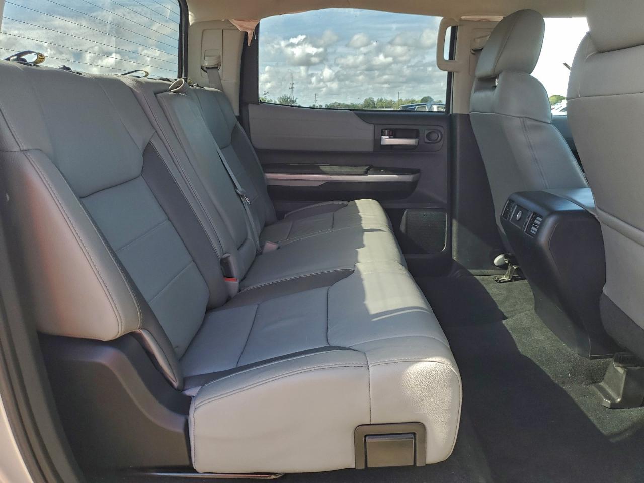 2018 TOYOTA TUNDRA CREWMAX LIMITED photo 10