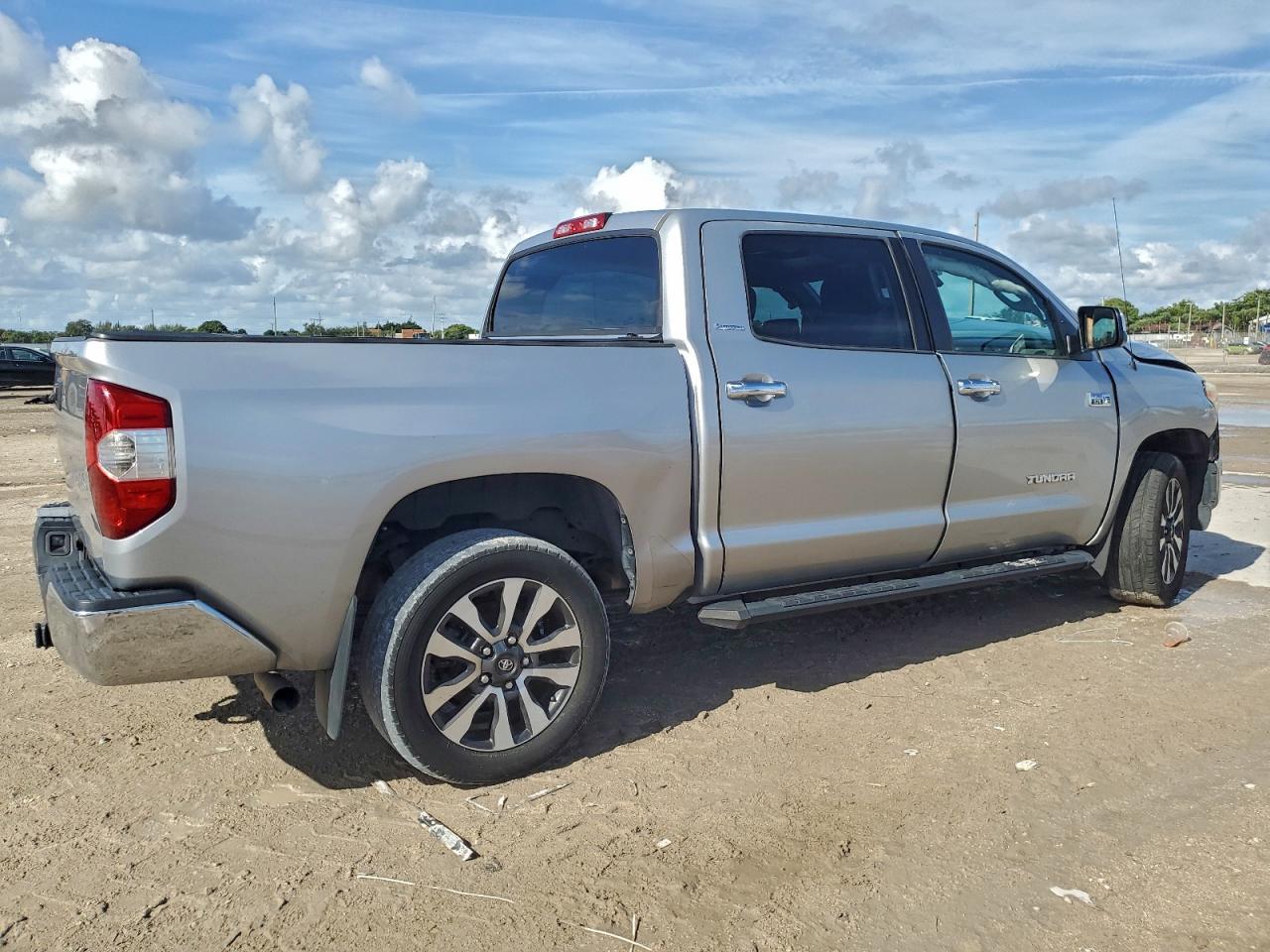 2018 TOYOTA TUNDRA CREWMAX LIMITED photo 3