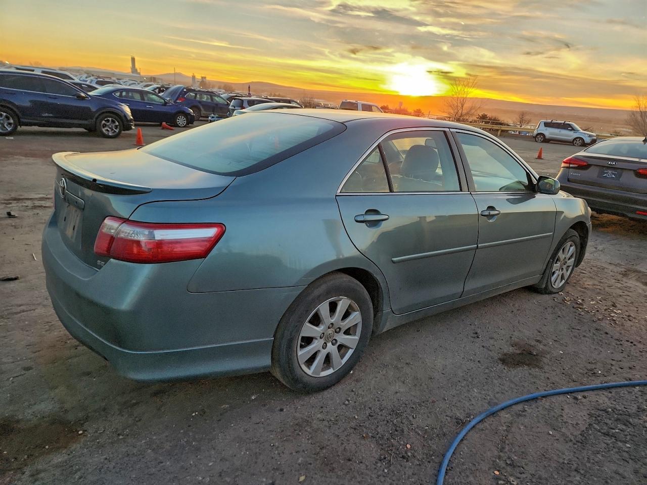 2007 TOYOTA CAMRY LE photo 3
