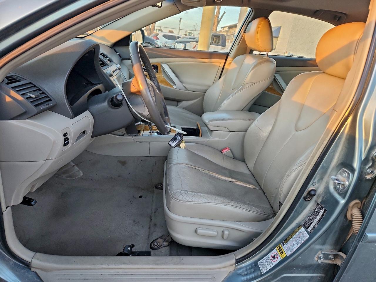 2007 TOYOTA CAMRY LE photo 7