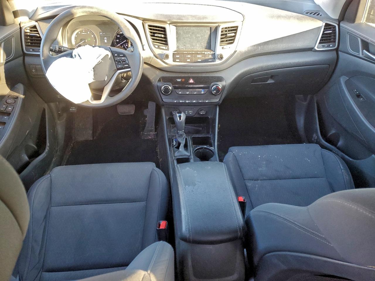 2018 HYUNDAI TUCSON SEL photo 8