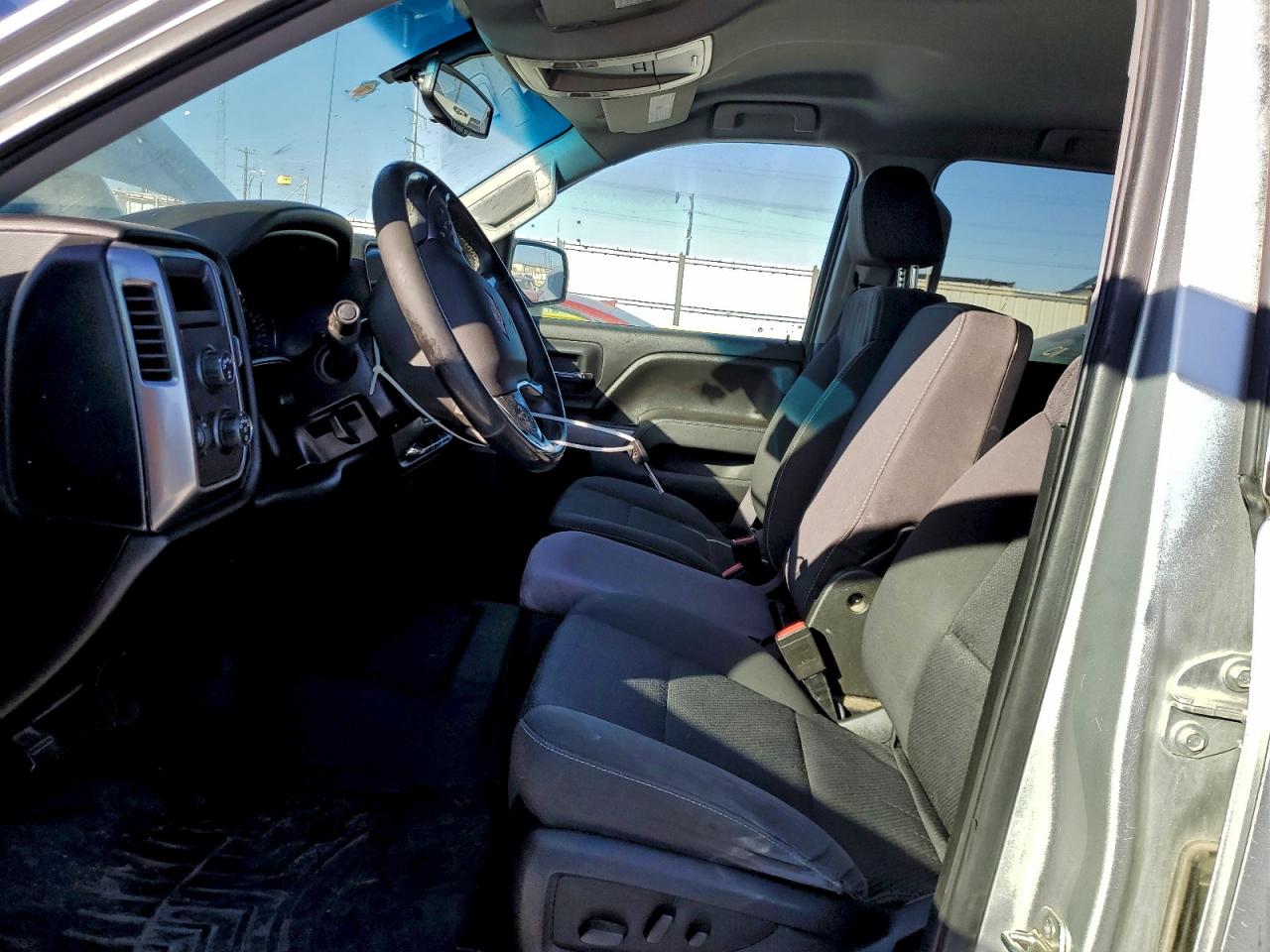 2017 CHEVROLET SILVERADO K1500 LT photo 7
