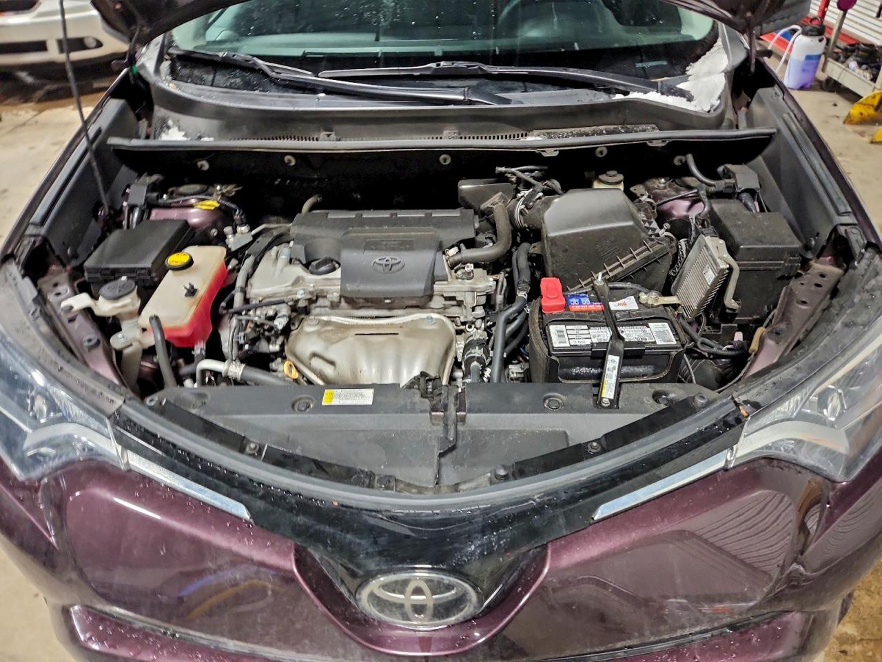 2018 TOYOTA RAV4 LE photo 23