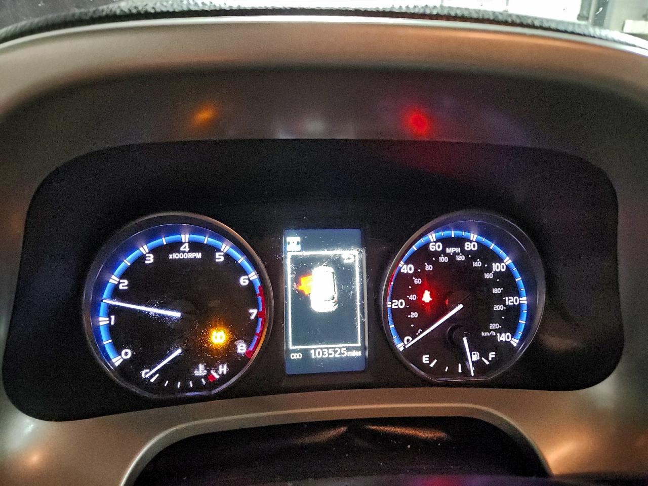 2018 TOYOTA RAV4 LE photo 17
