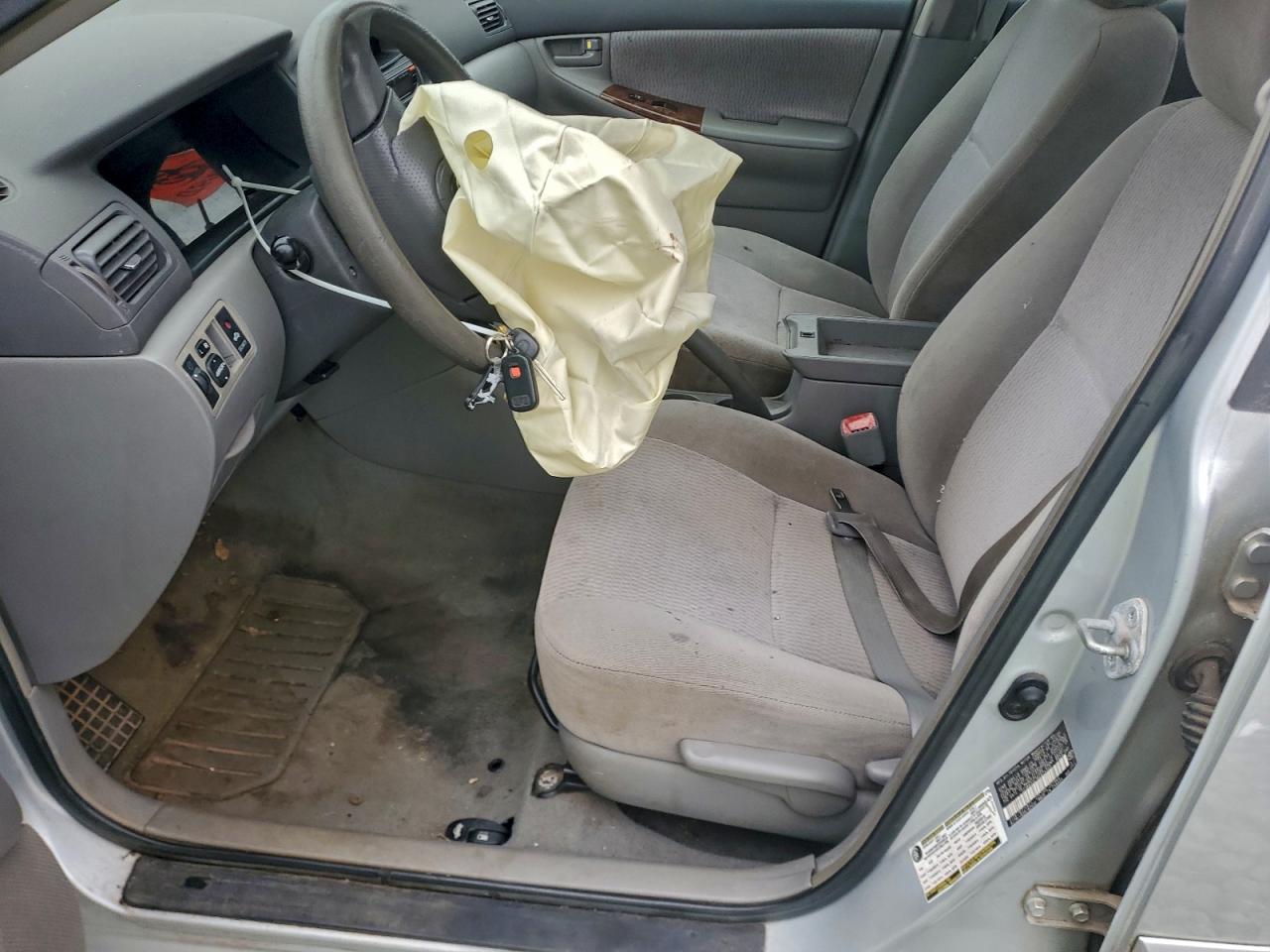 2006 TOYOTA COROLLA CE photo 19