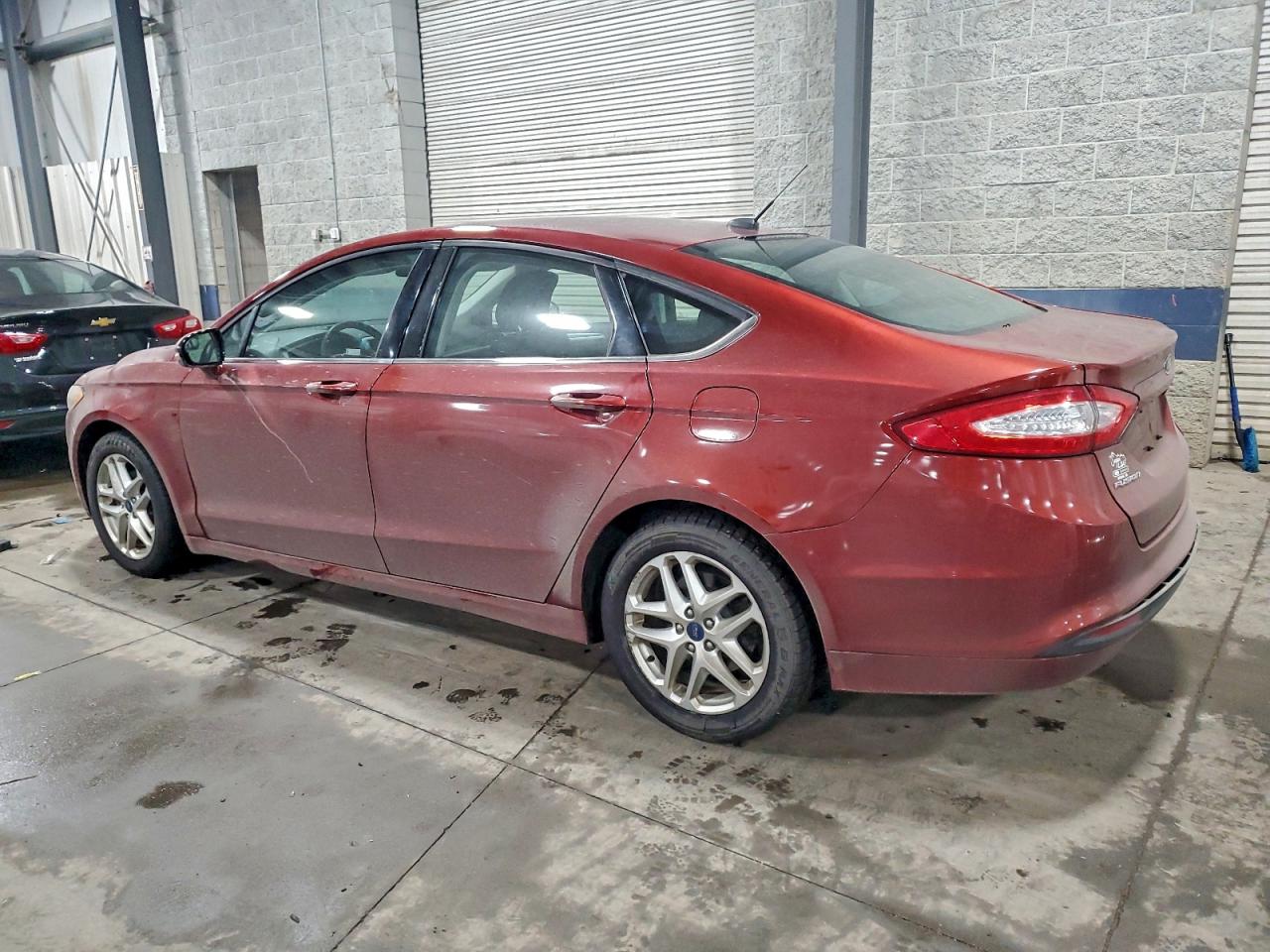 2014 FORD FUSION SE photo 2
