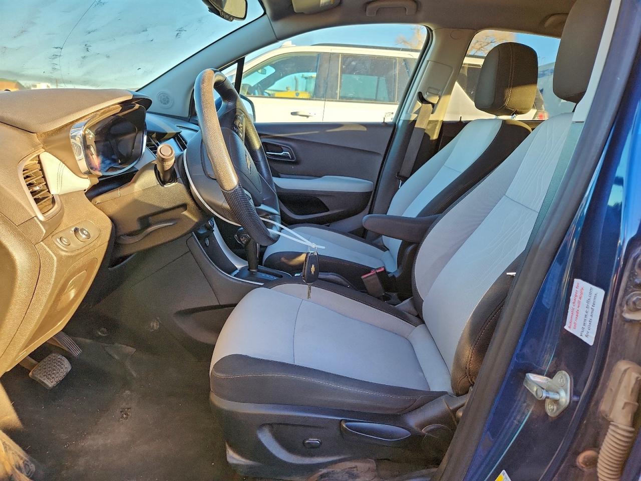 2020 CHEVROLET TRAX 1LT photo 7