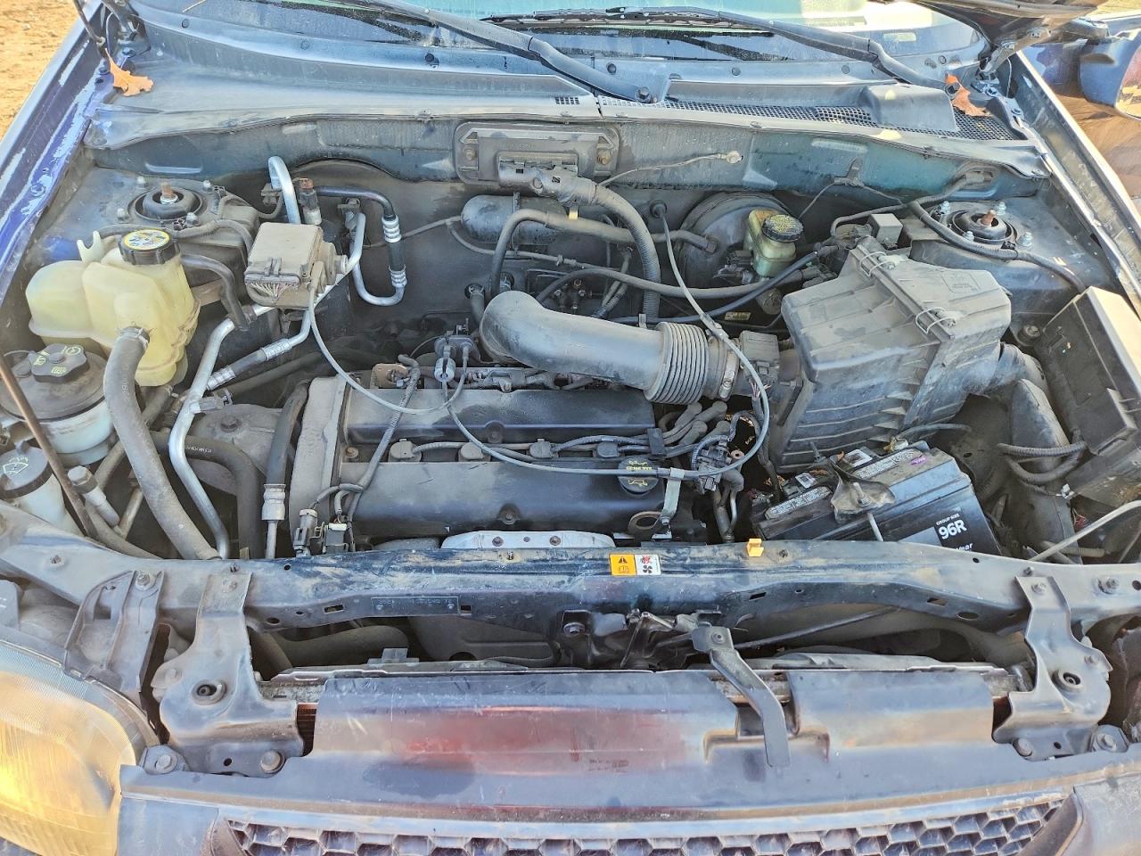 2004 FORD ESCAPE XLS photo 12